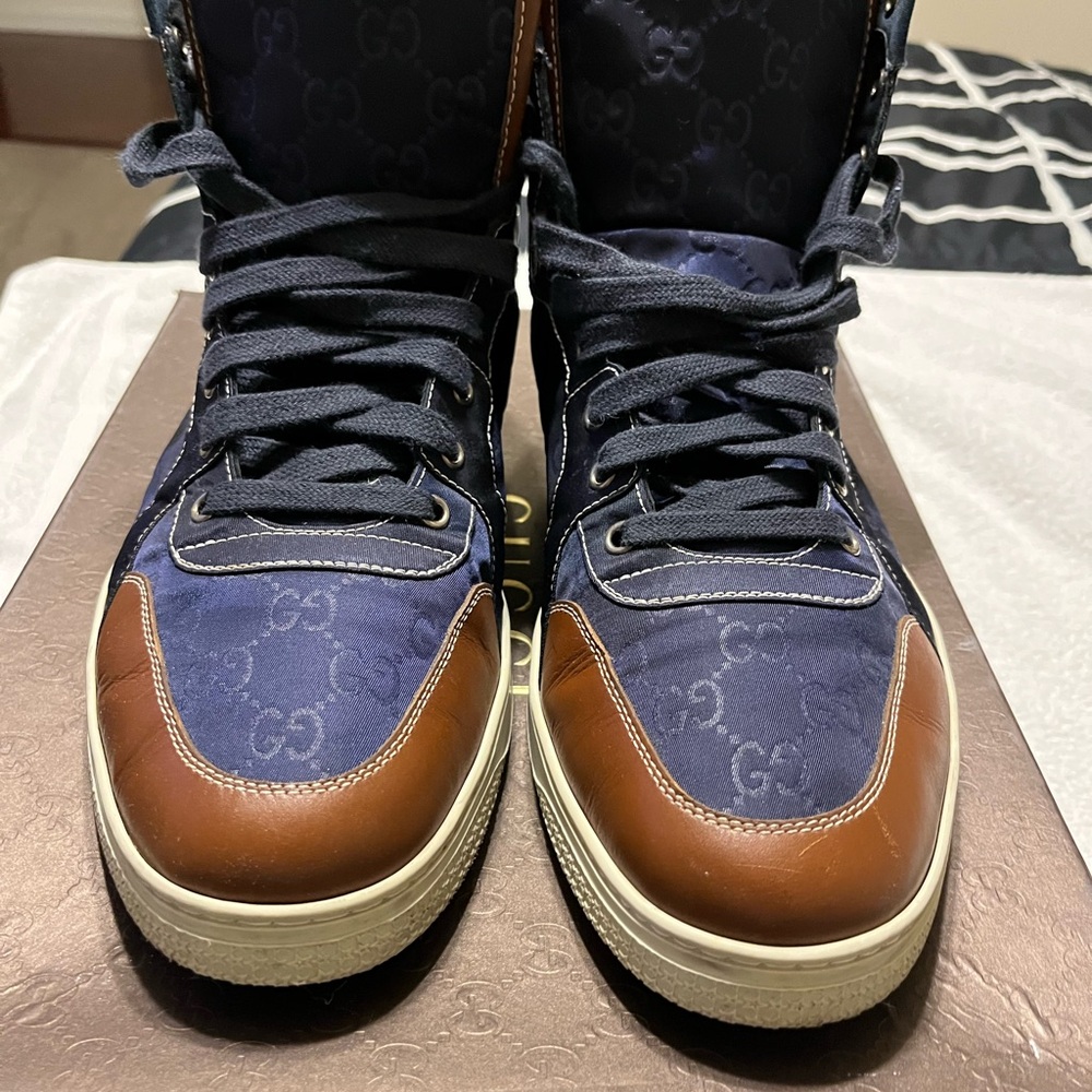 Gucci Men's Navy and Brown High-Top Sneakers
